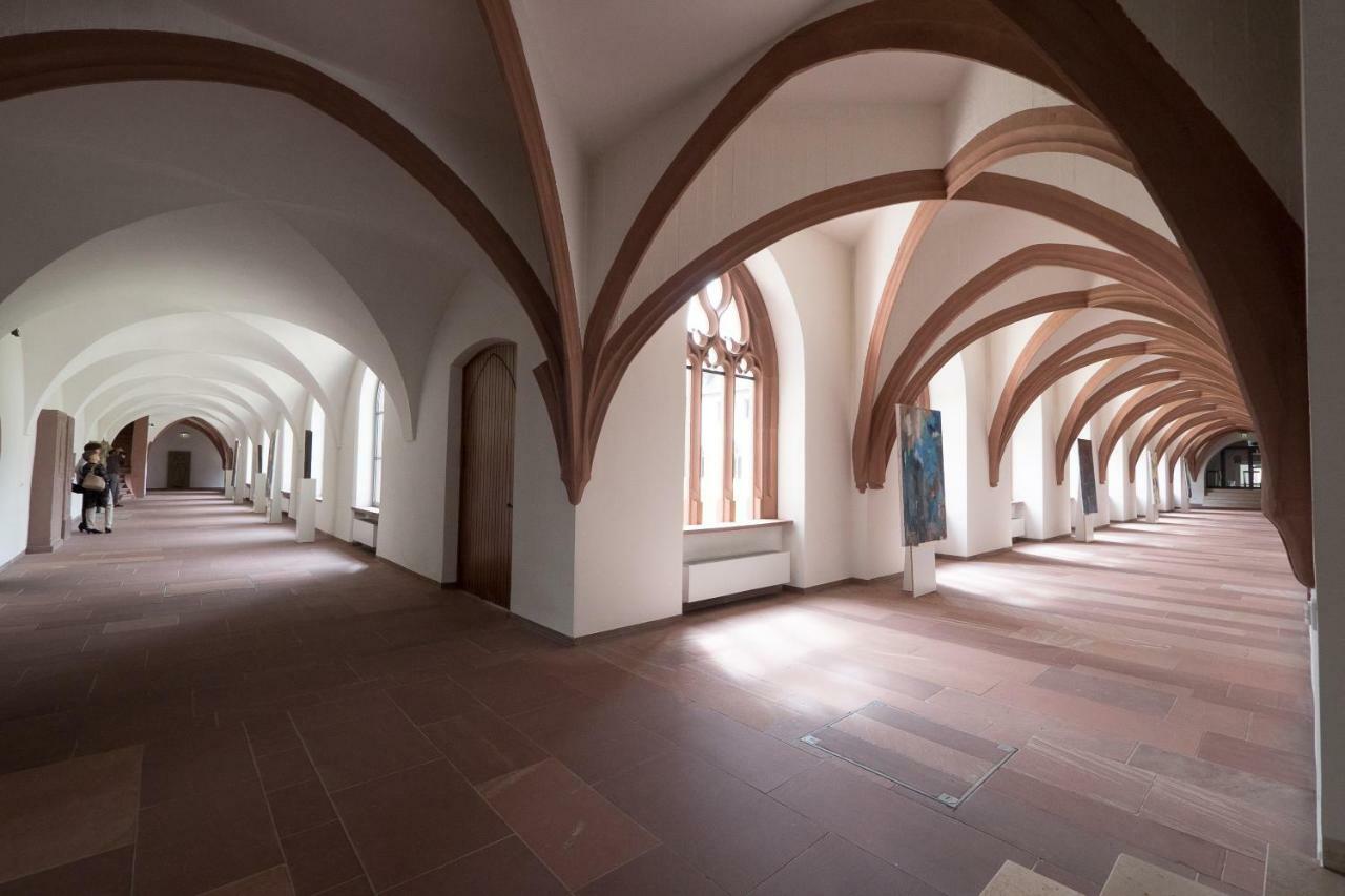 Tagungshaus Himmelspforten - Self Check-In ヴュルツブルク エクステリア 写真